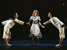 “Alice nel paese delle meraviglie” (cor. Olivier Chanut) 2003